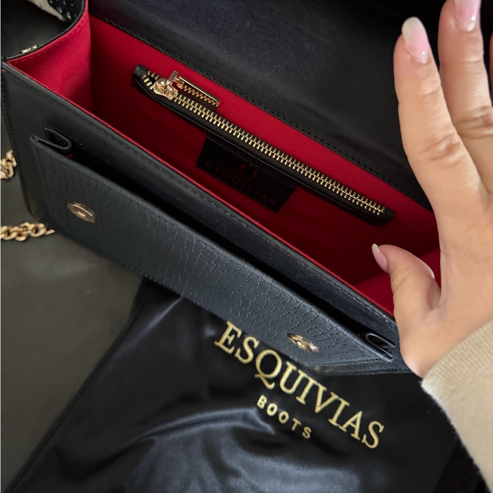 Esquivias Black Leather Western Chain Crossbody Bag - Picture 10 of 15